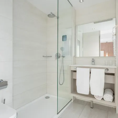 Otel Kyrat Amarac - Adults Only