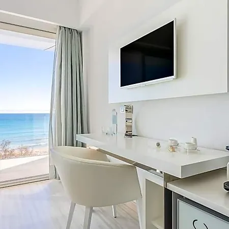 Otel Kyrat Amarac - Adults Only