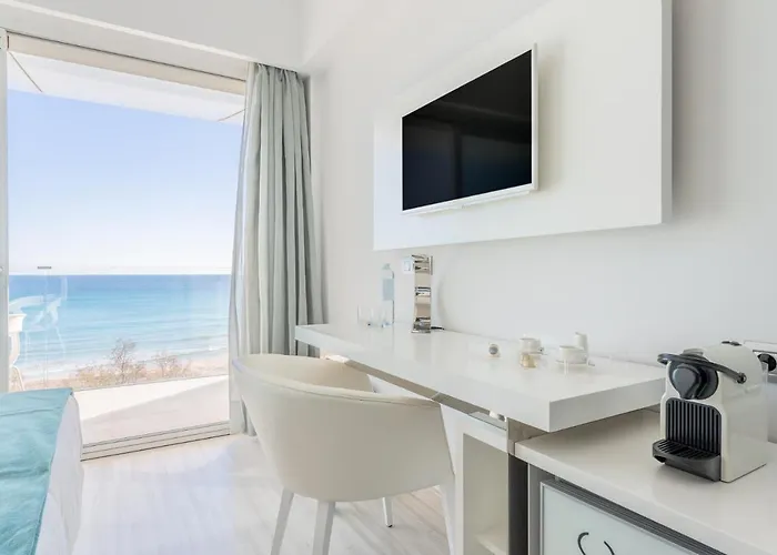 Kyrat Amarac - Adults Only