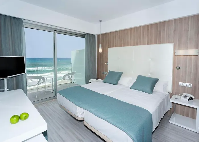 Kyrat Amarac - Adults Only Hotell