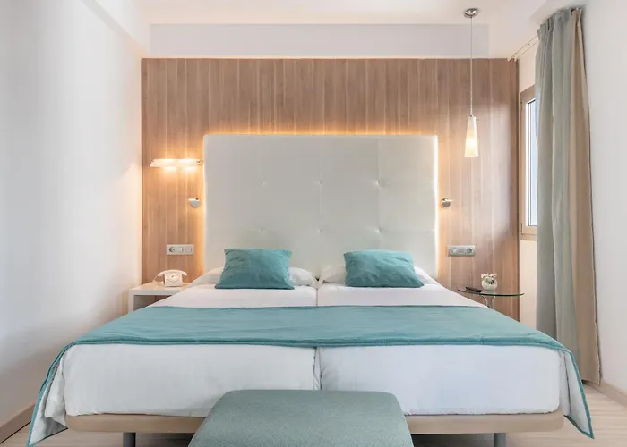 Kyrat Amarac - Adults Only Hotell